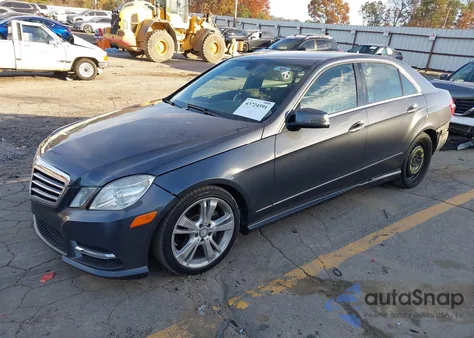 2013 Mercedes-Benz E 350 из США, поврежденный, VIN WDDHF5KB3DA728723